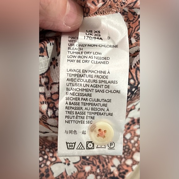 Pilcro by Anthropologie Terra Cotta Floral Blouse XS NWT - Picture 6 of 9